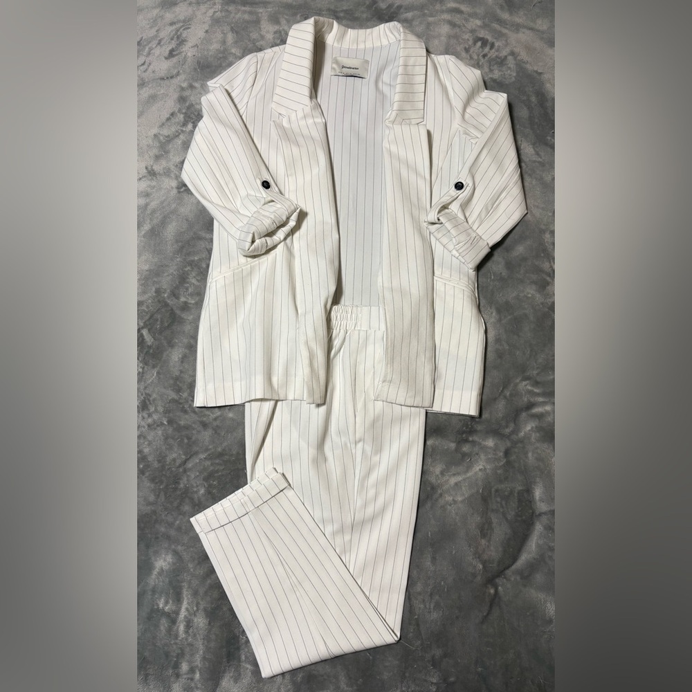Stradivarius Pinstripe Pant Suit